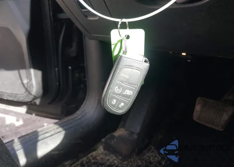 2014 Jeep Cherokee Latitude из США, поврежденный, VIN 1C4PJMCSXEW311651